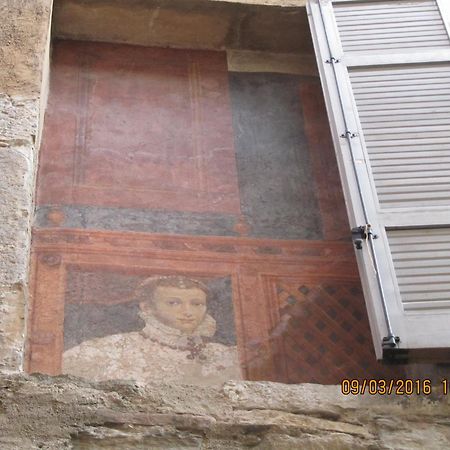 Antica Corte, Bilocale Nel Centro Storico Di Como Lejlighed Eksteriør billede